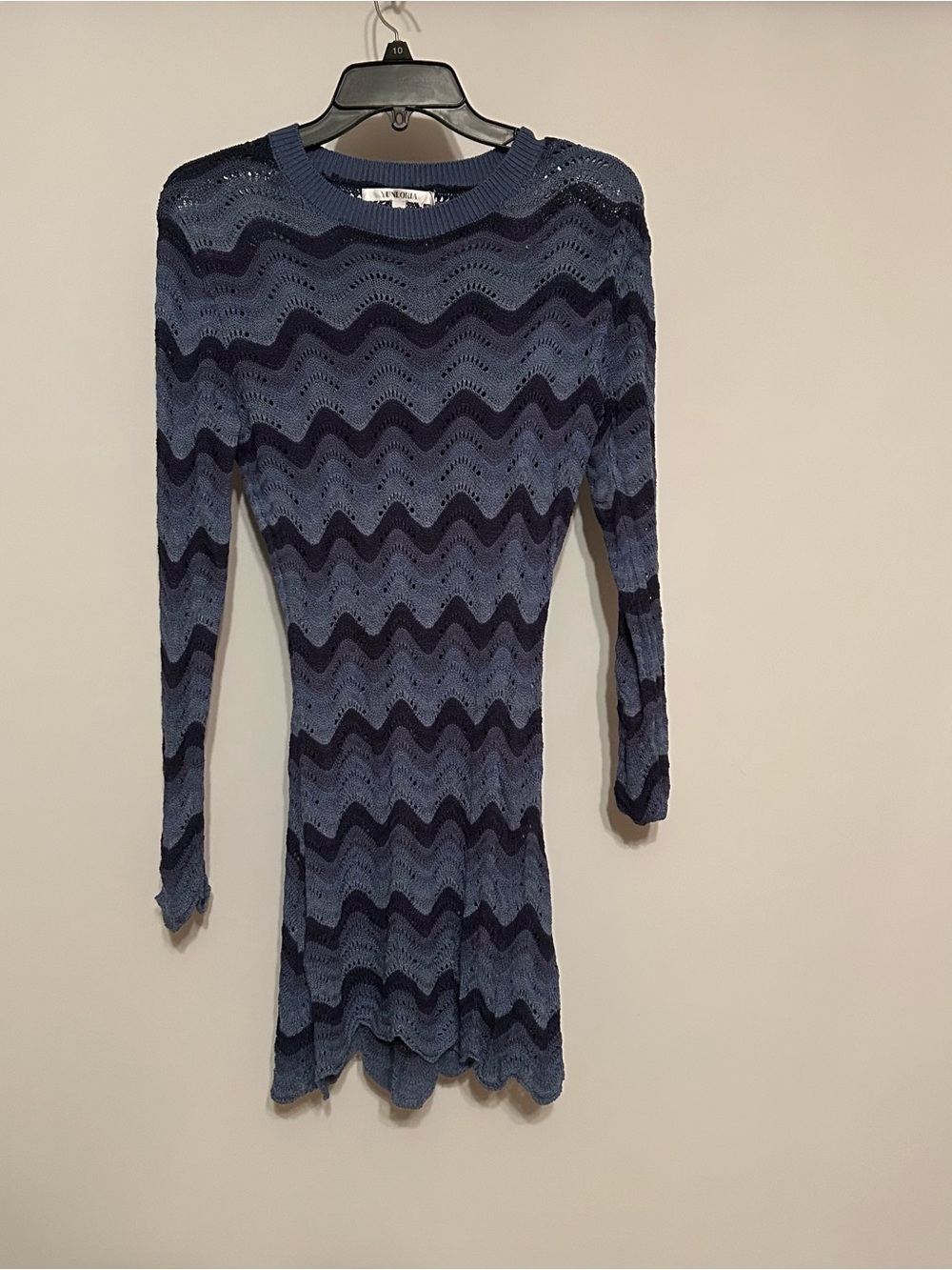Wavy Textured Long-Sleeve Knit Dress in Blue